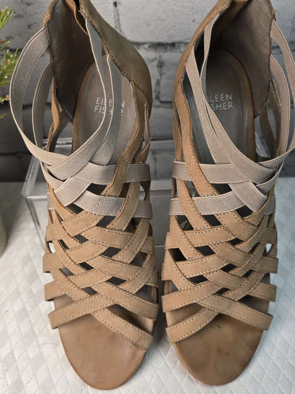 EIleen Fisher “Oodle” caged wedge sandals women’s criss-cross straps tan 9